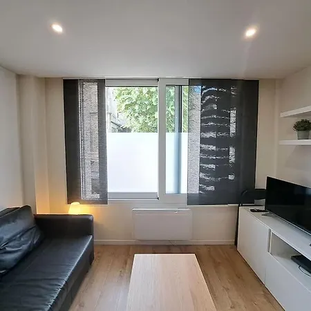 Jakarta, Studio Hyper Centre Διαμέρισμα Ρενς